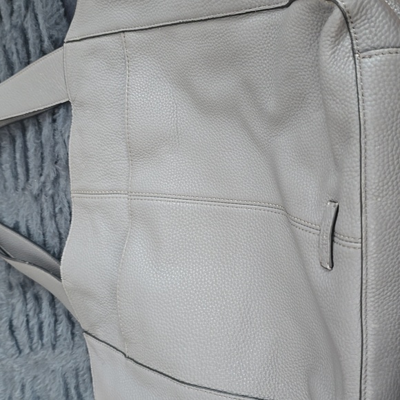Euc gorgeous bag.dove grey - Picture 2 of 5